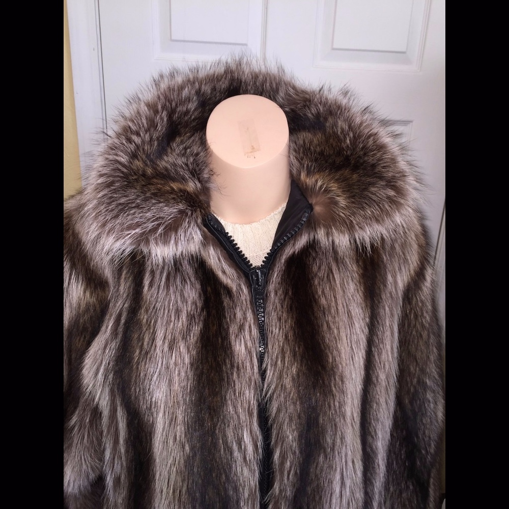 Luxurious Raccoon fur Jacket Two Way Zipper Medium